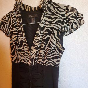 INC INTERNATIONAL BLACK AND WHITE TOP